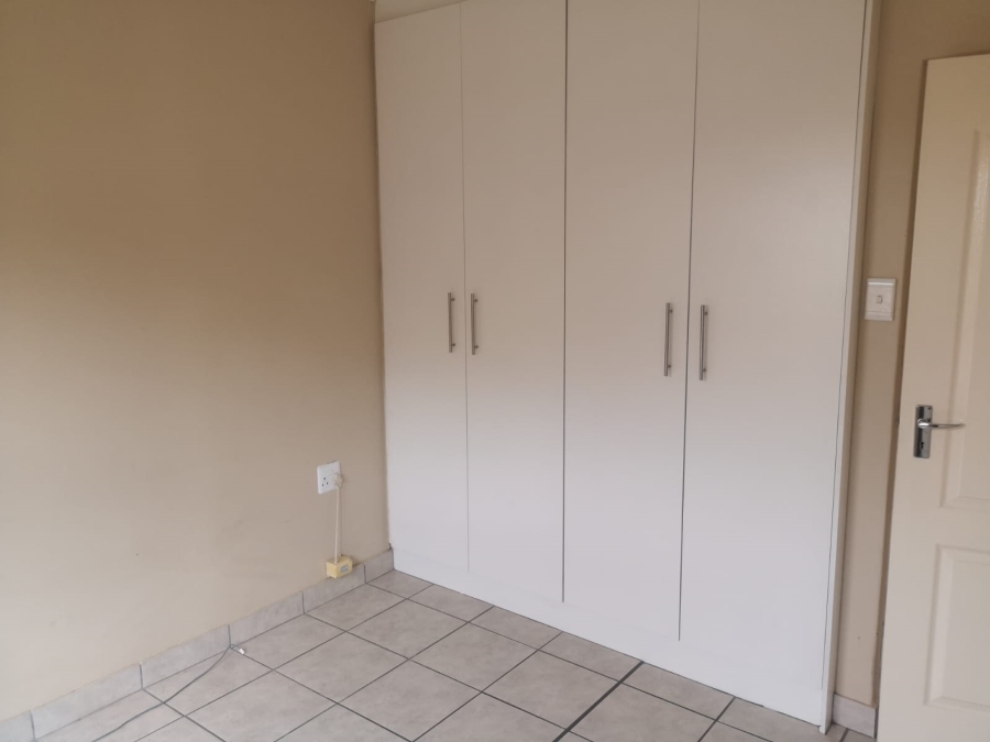 2 Bedroom Property for Sale in Campher Park Eastern Cape